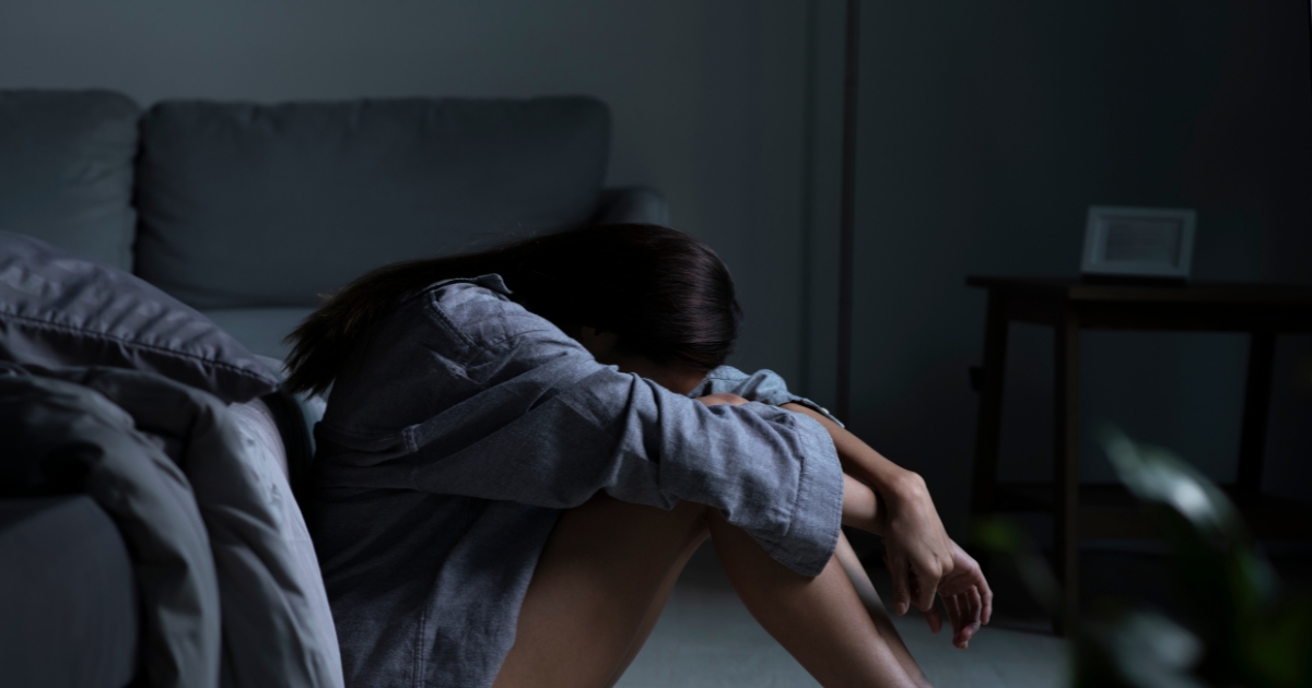why do i get sad at night — supporting image 1